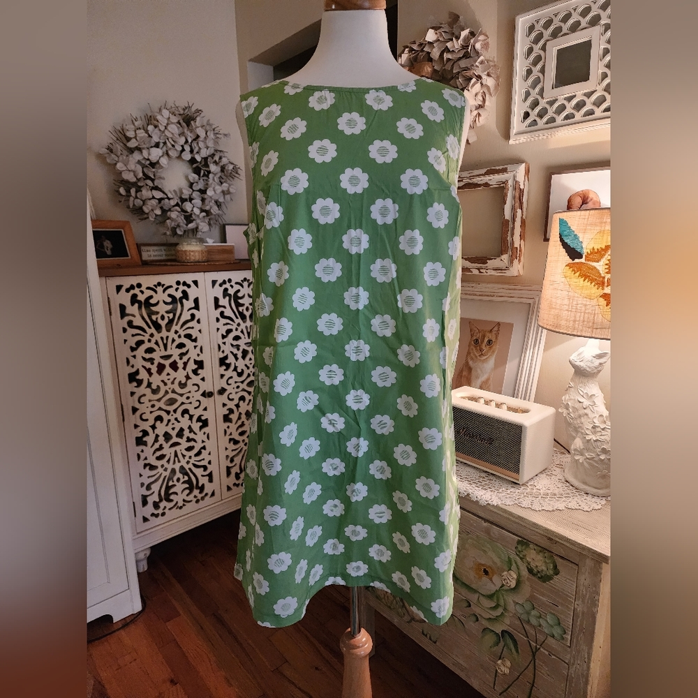 ModCloth 60s Style Floral Mini Size Large NWT